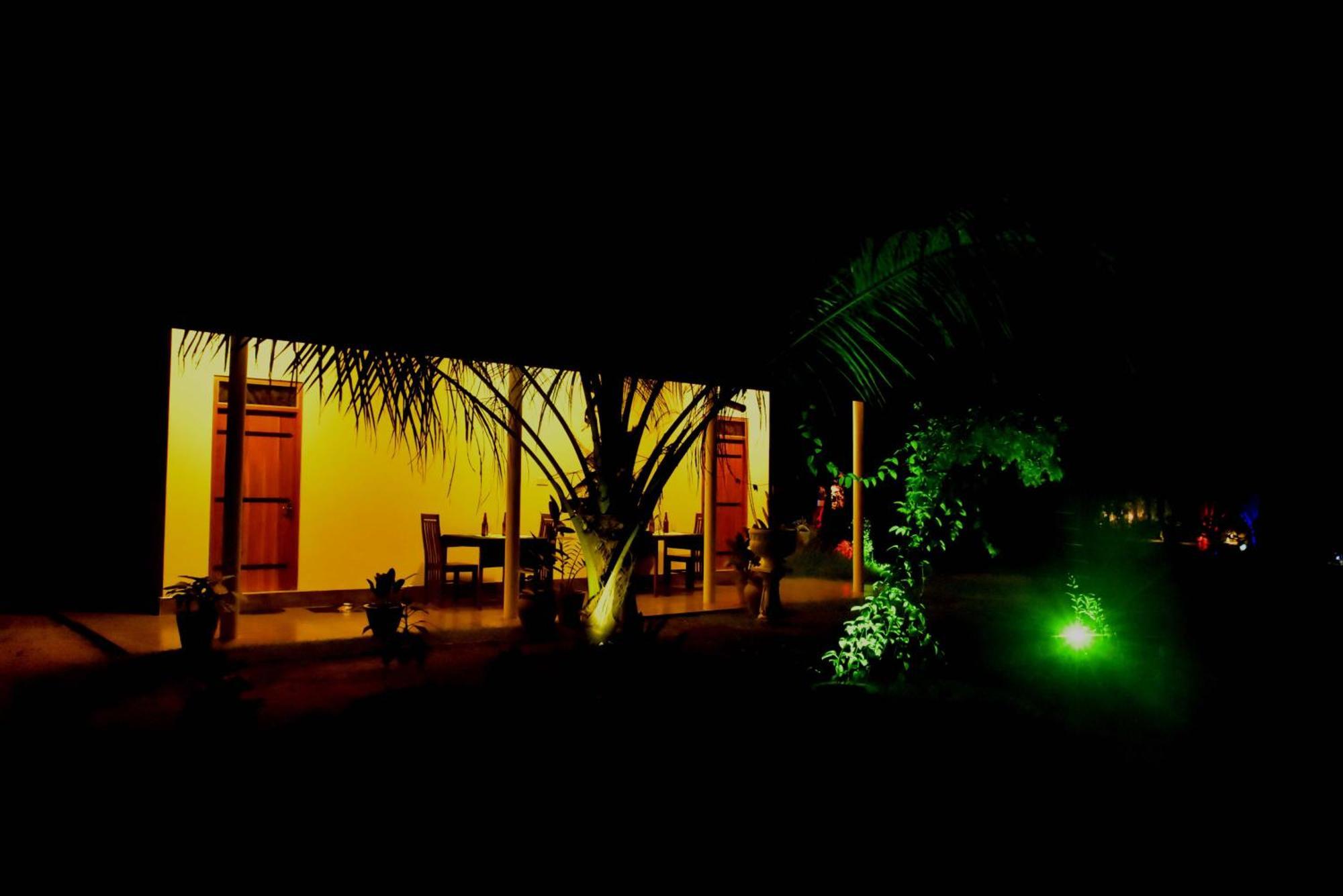 Lake Forest Lodge Udawalawe Exterior photo