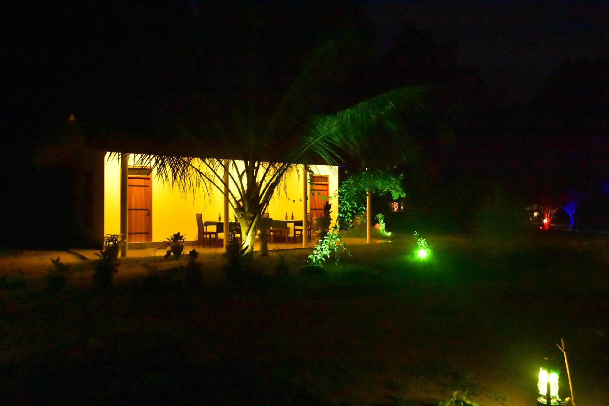 Lake Forest Lodge Udawalawe Exterior photo